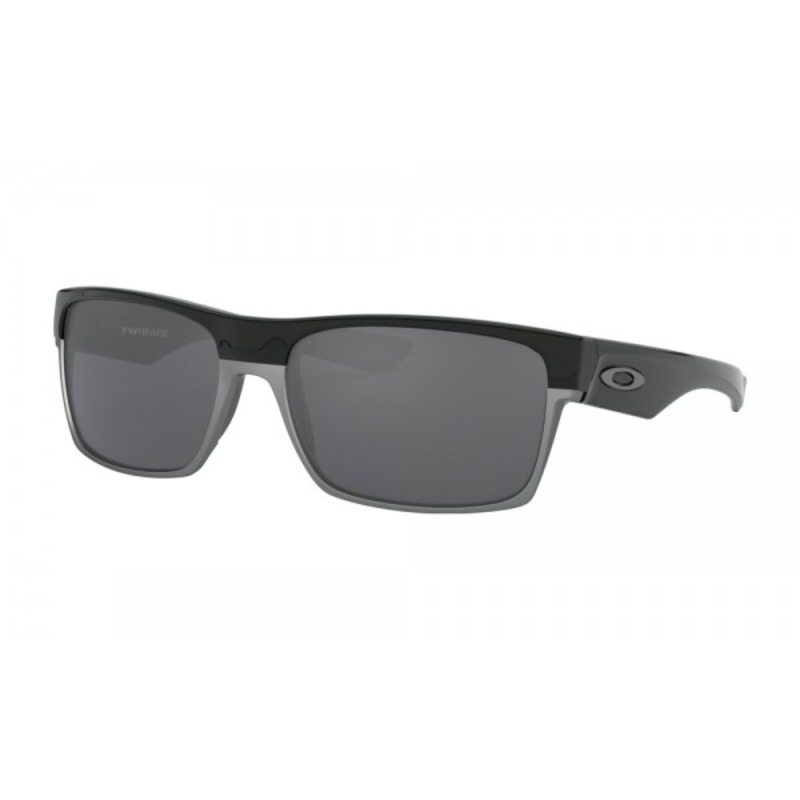 Sportszem-Oakley-Twoface_01 Oakley Twoface Sportszemüveg