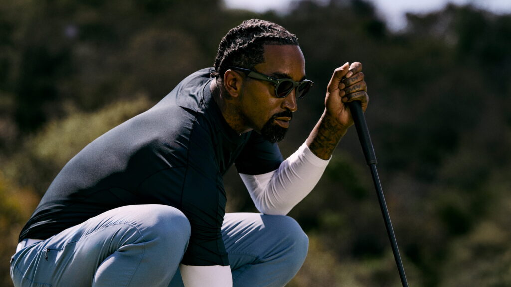 Meta úk okosszemüvege az Oakley-val